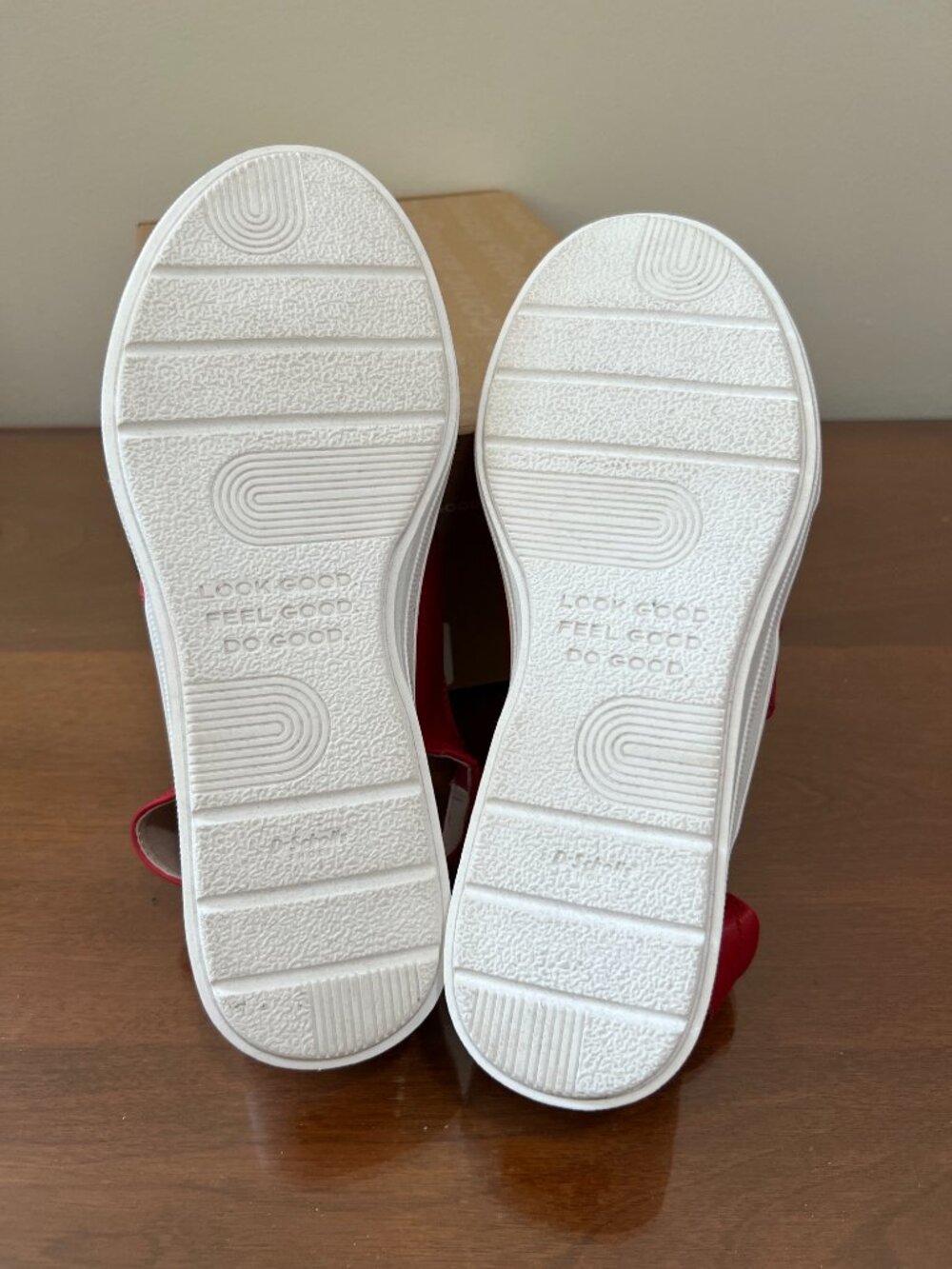 Dr. Scholl's Time Off Era Sandals Red Ankle Strap, Women’s 7 new in box. - Picture 8 of 9